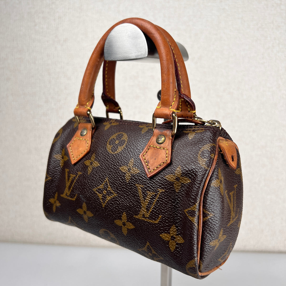 Louis Vuitton Brown Handle Bags A-16452