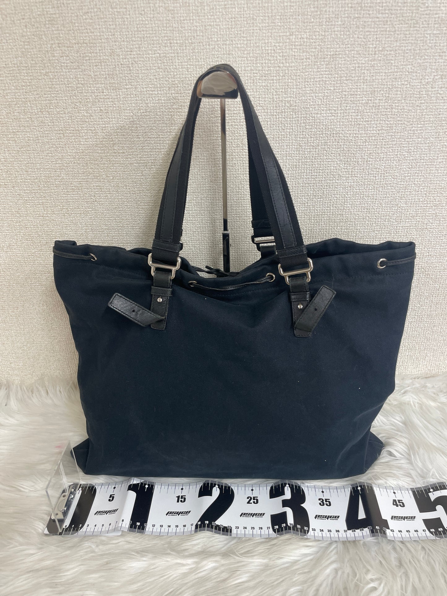 Saint Laurent Black Tote Bags A-16454
