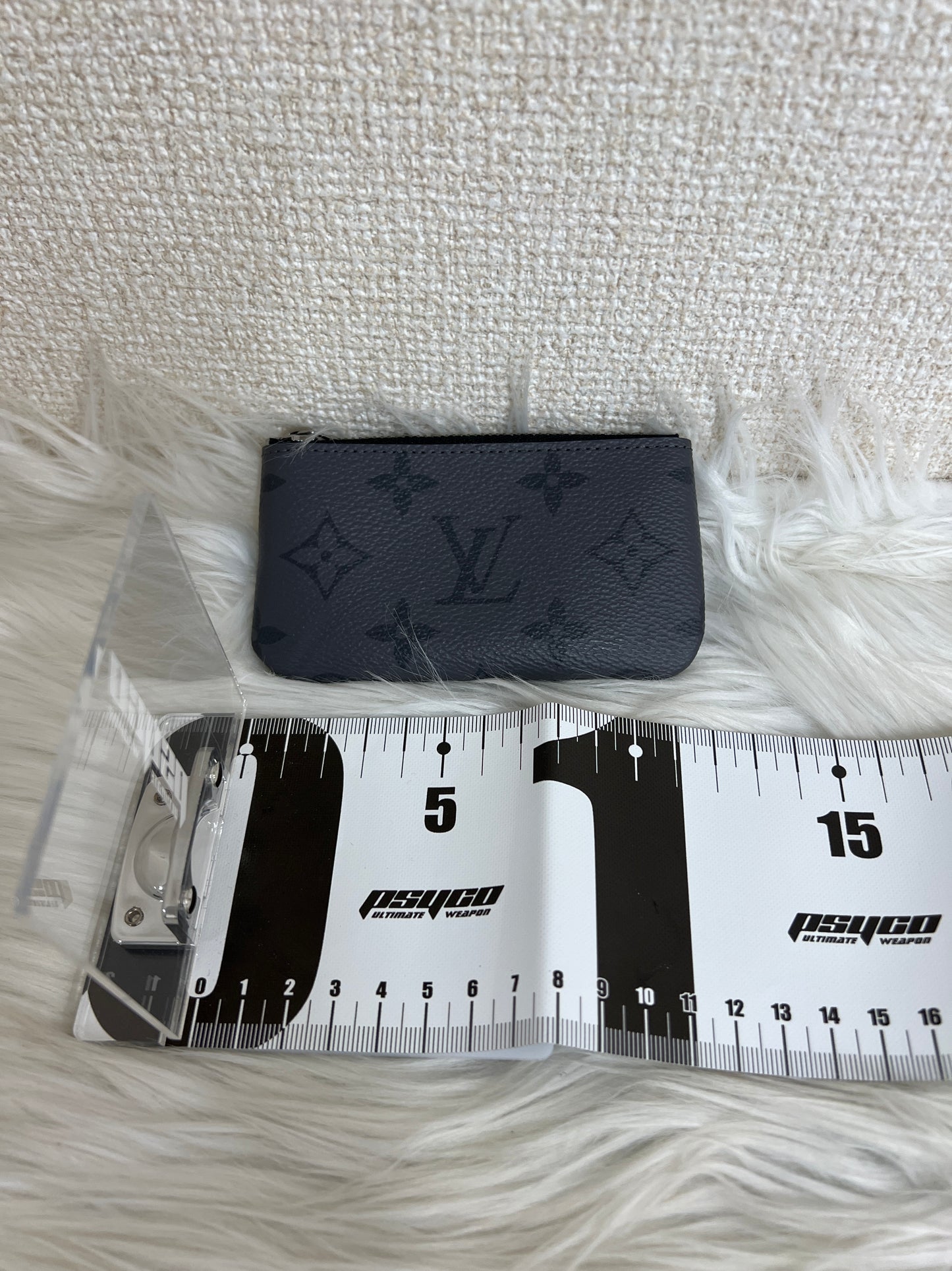 Louis Vuitton Black Pouches A-16486