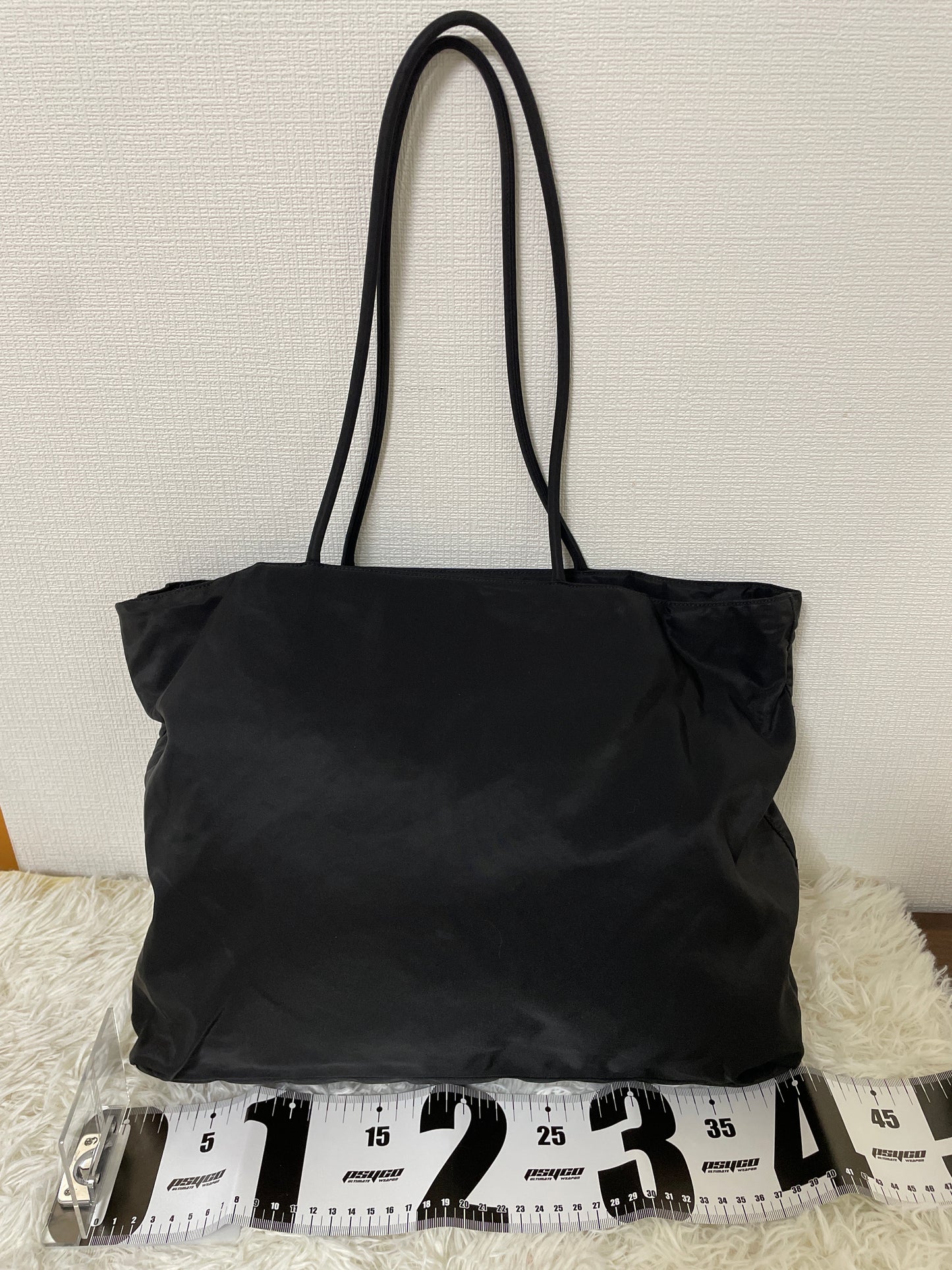 Prada Black Tote Bags A-16516