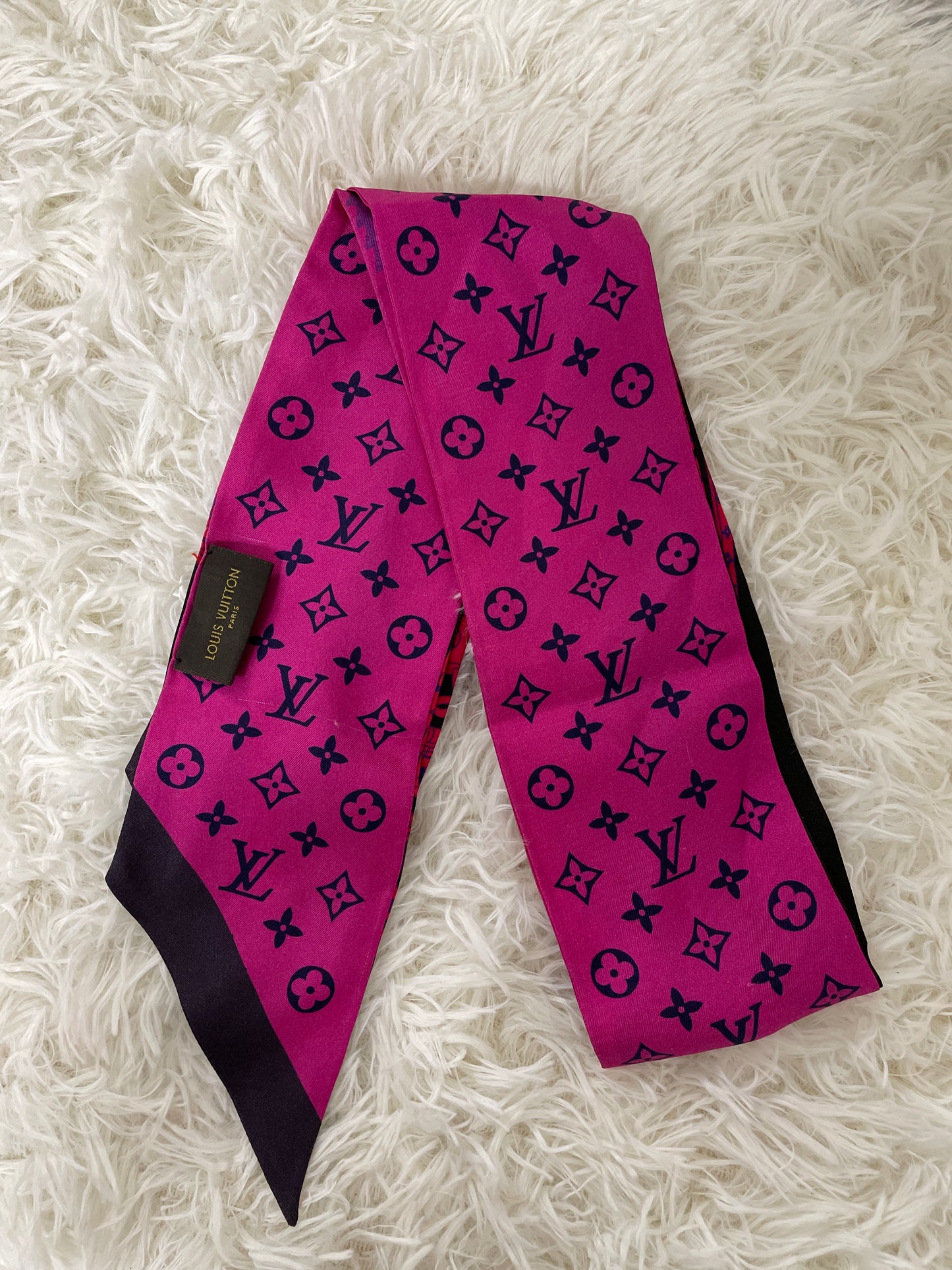 Louis Vuitton Pink A-16523