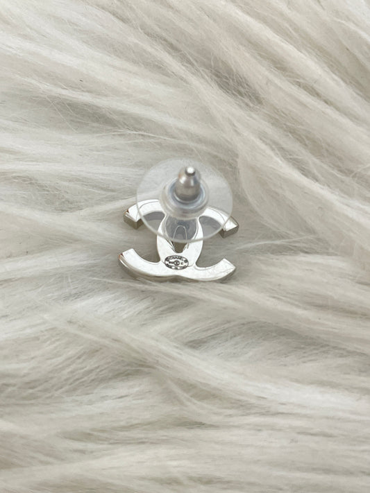 Chanel Silver Earrings A-16620