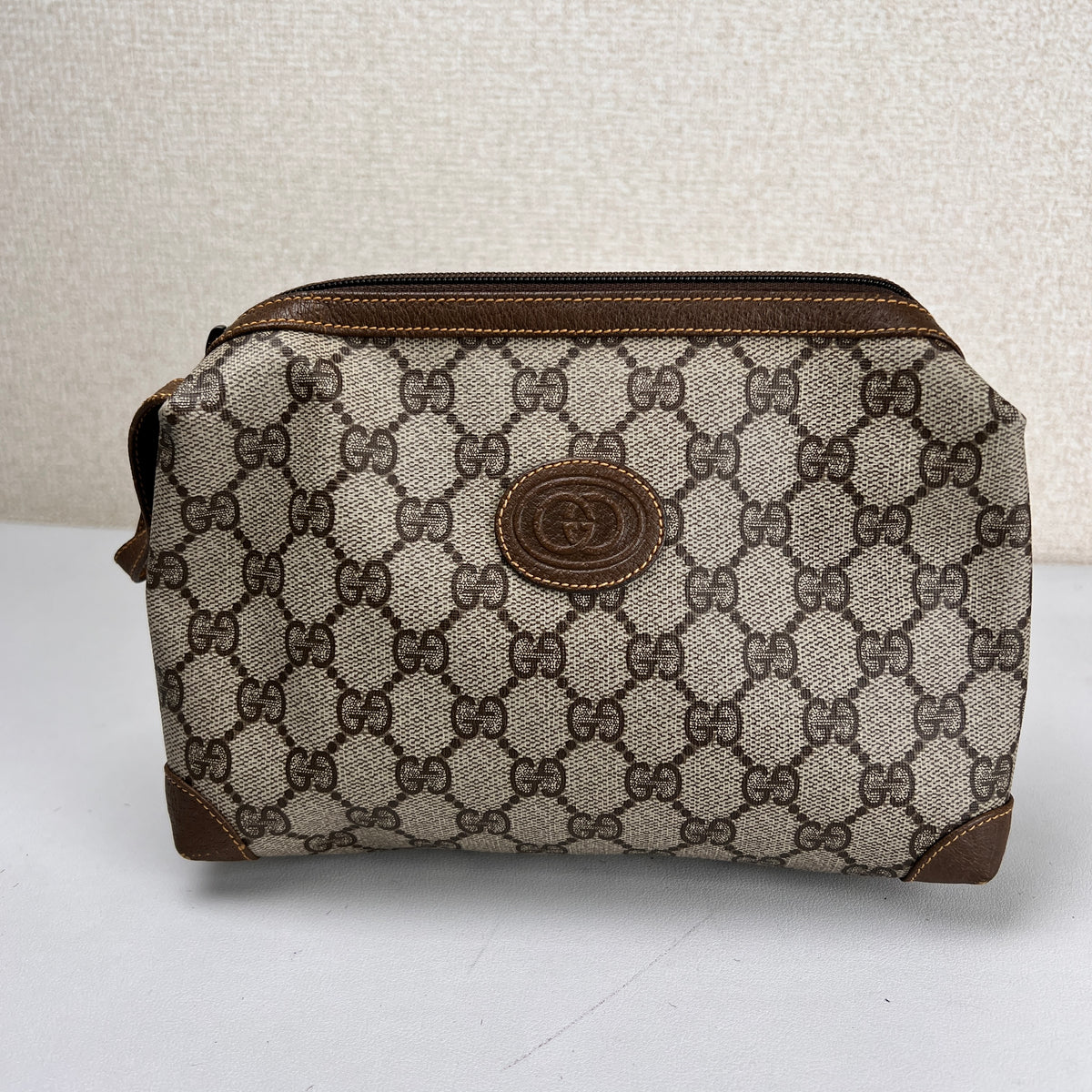 Gucci Beige Pouches A-16669