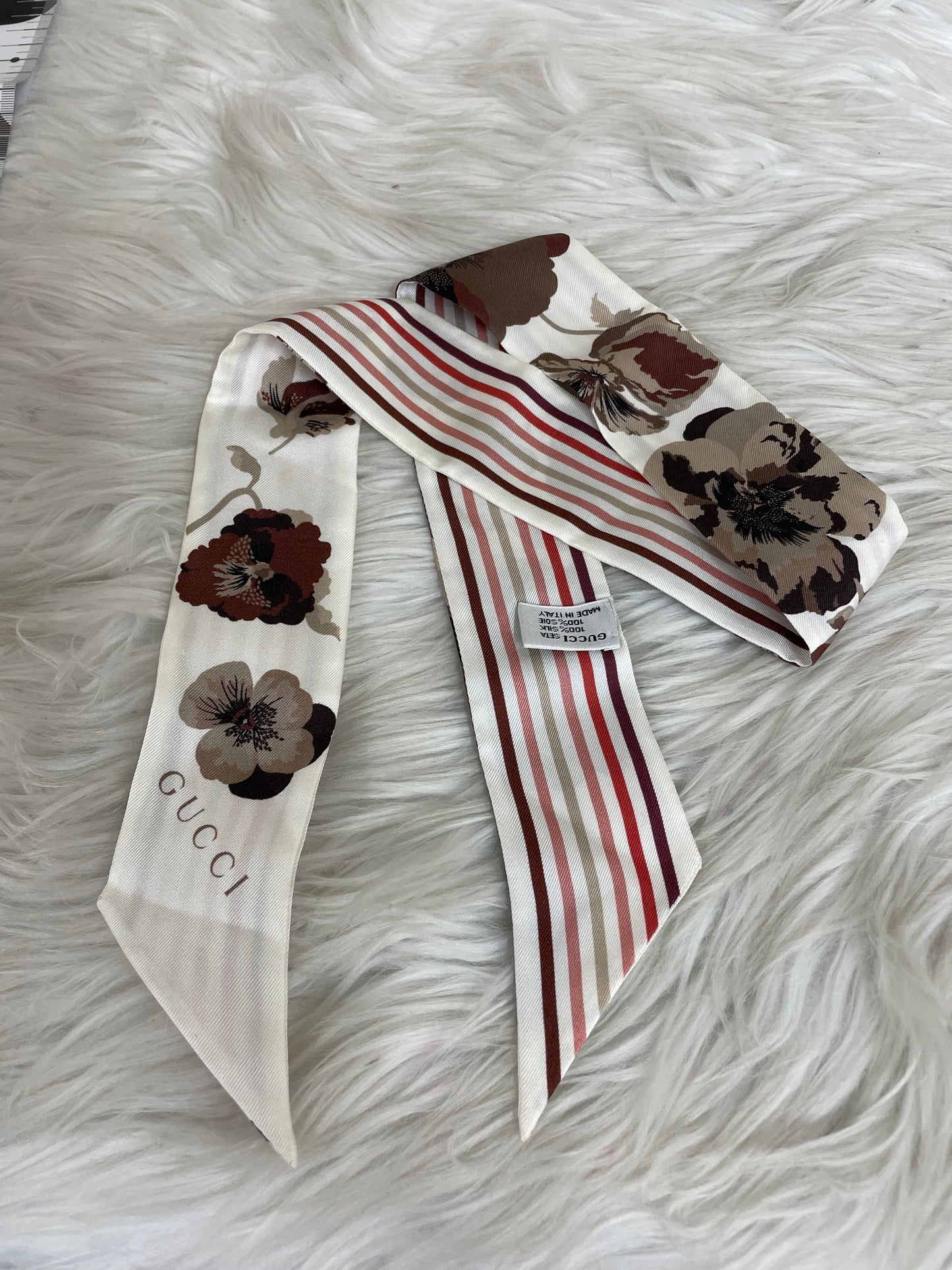 Gucci Brown Scarves A-16696