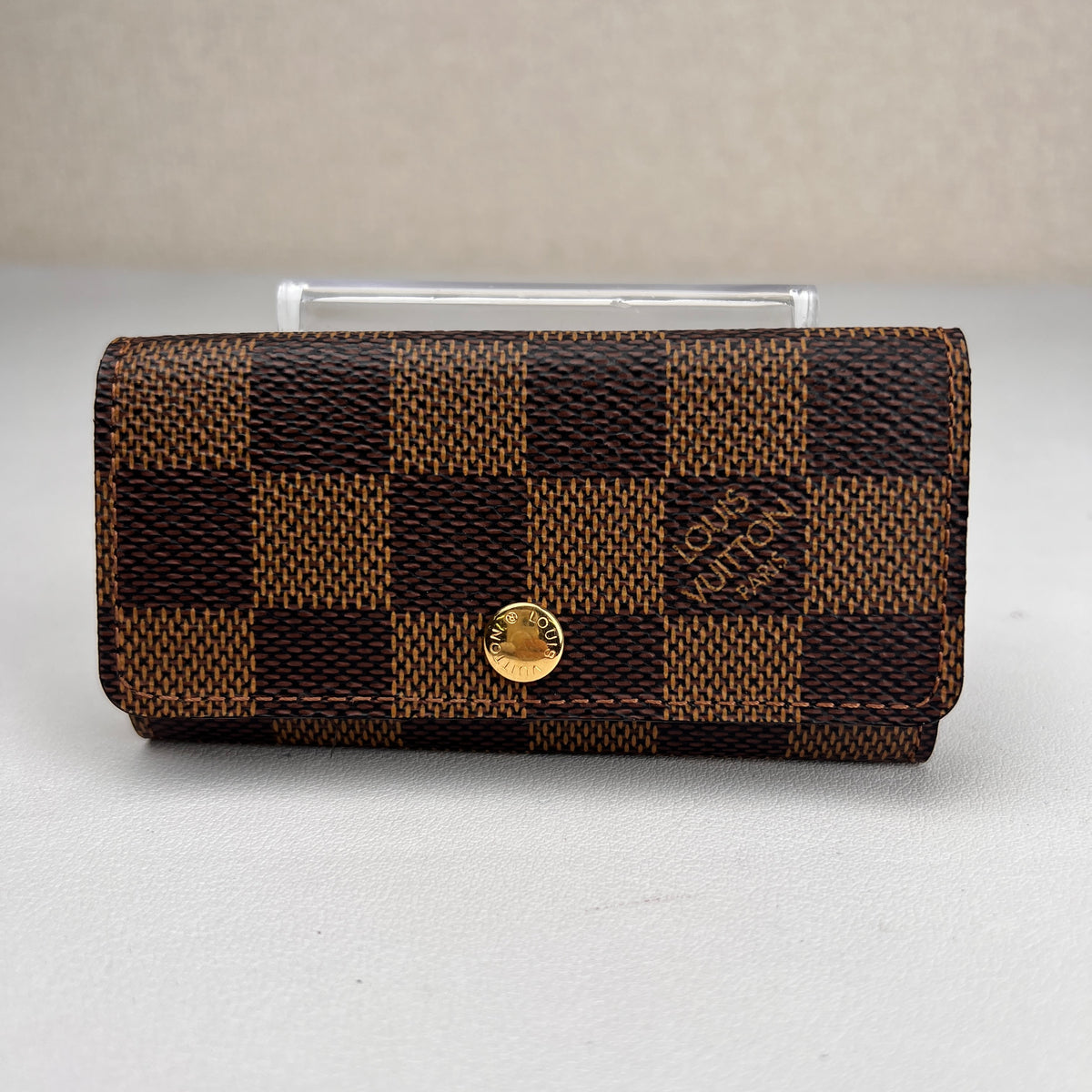 Louis Vuitton Brown Pouches A-16739