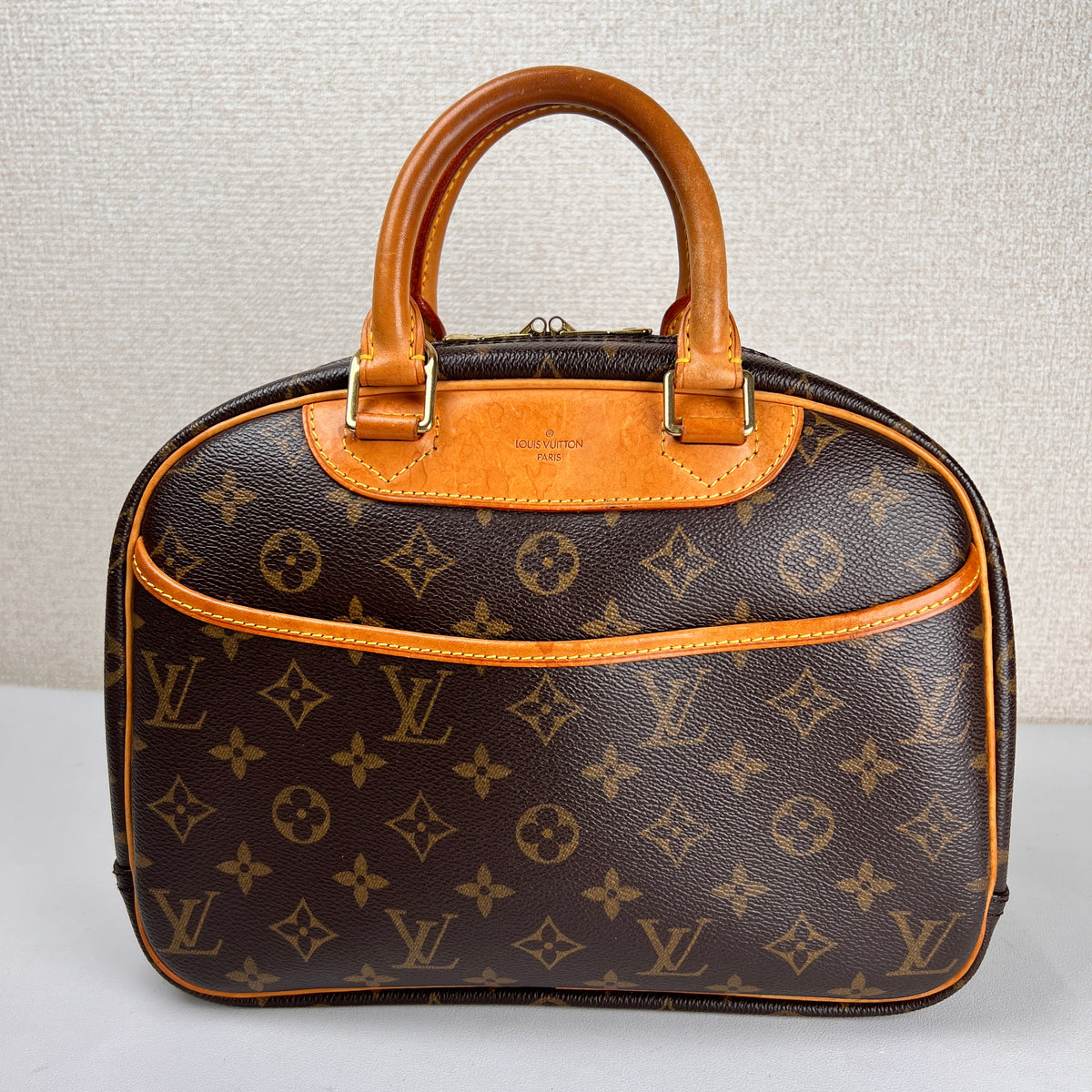 Louis Vuitton Brown Handle Bags A-16749