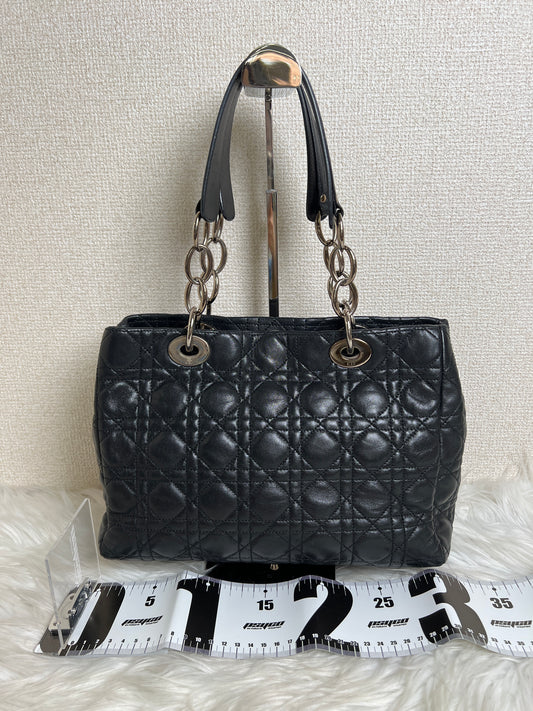 Dior Black Tote Bags A-16791