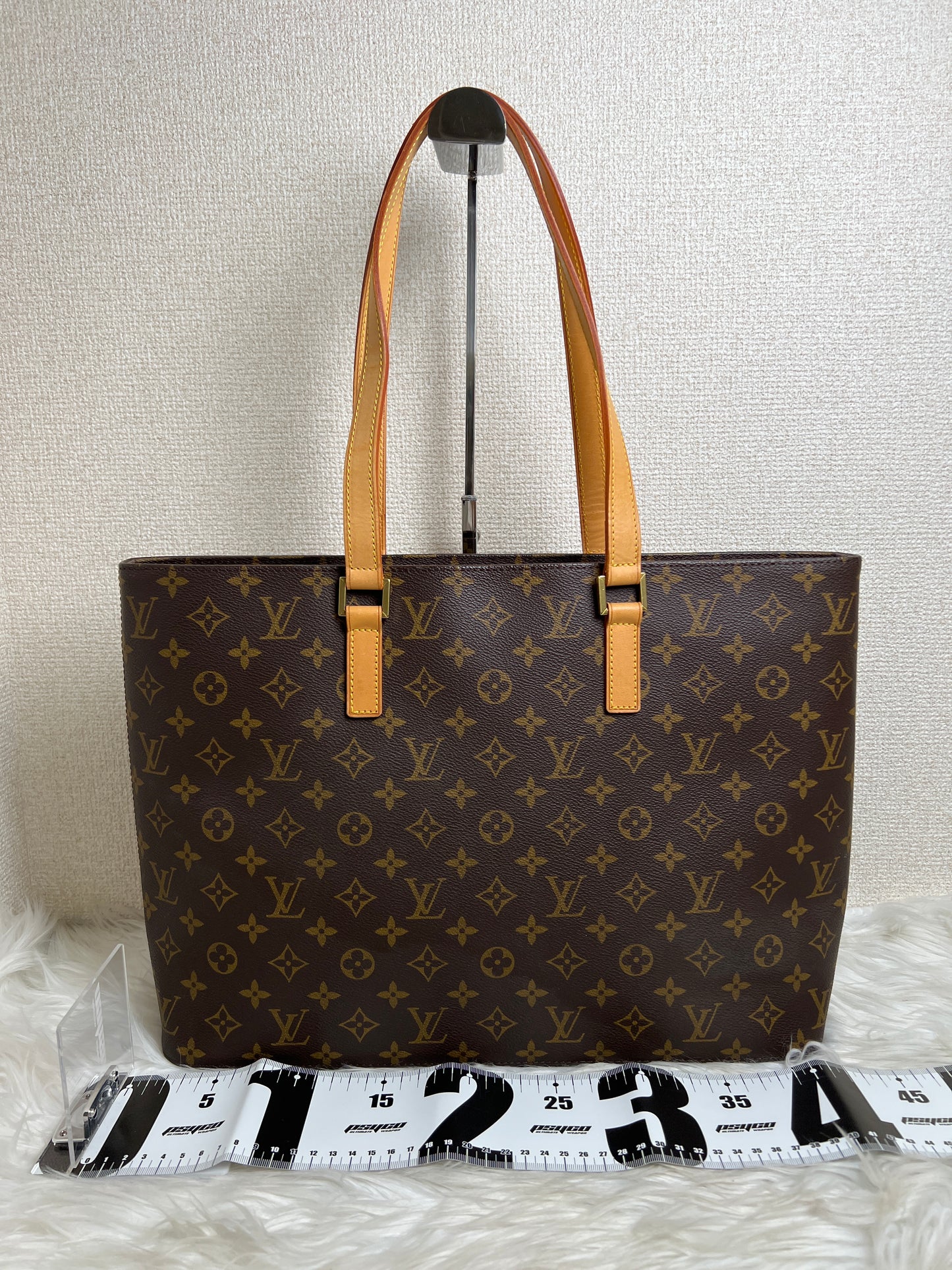 Louis Vuitton Brown Handle Bags A-16811