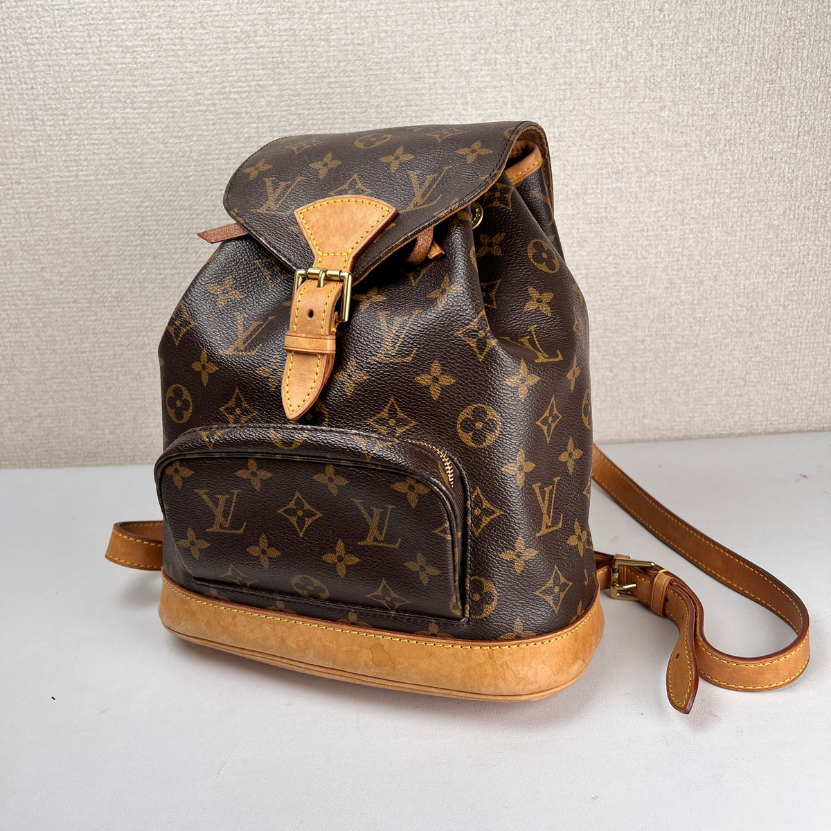 Louis Vuitton Brown Handle Bags A-16813