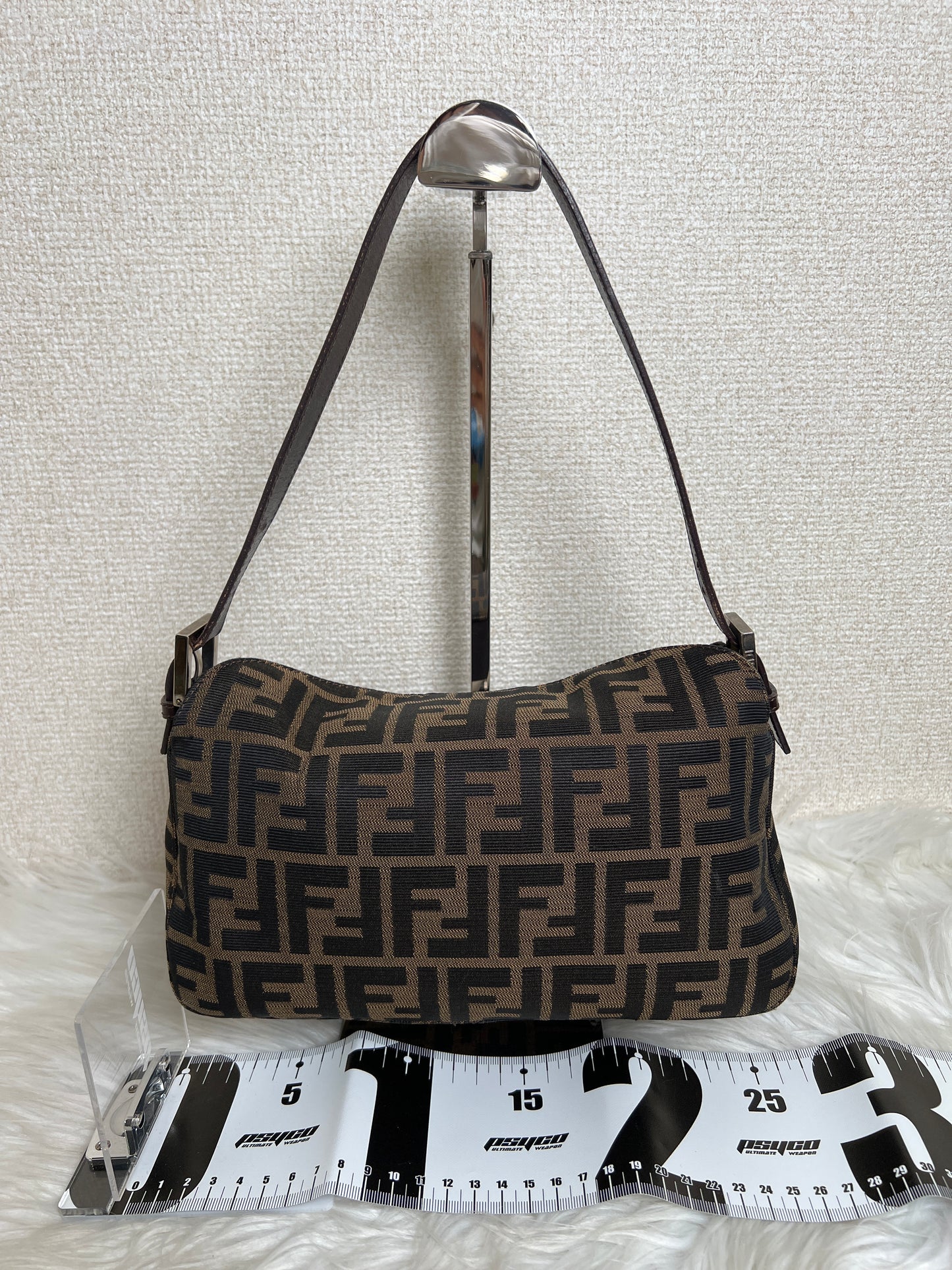 Fendi Brown Shoulder Bags A-16824