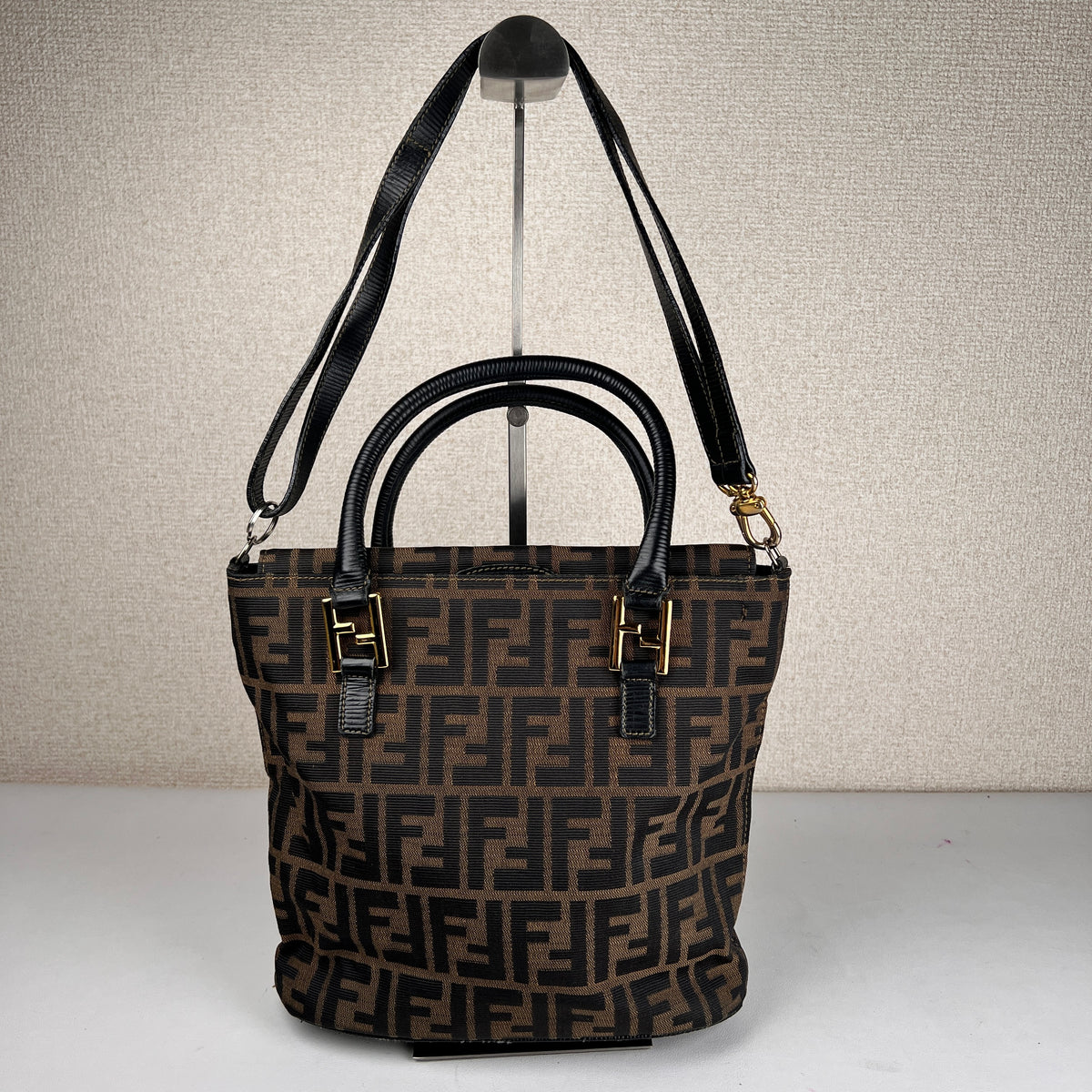 Fendi Black Tote Bags A-16848