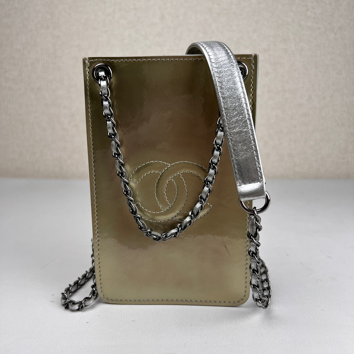 Chanel Silver Pouches A-16909