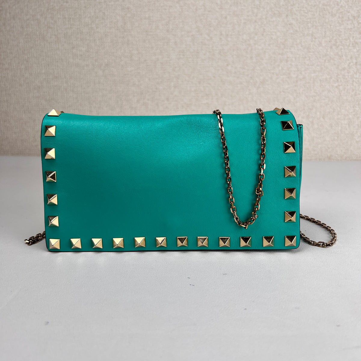 Valentino Green Shoulder Bags A-16931
