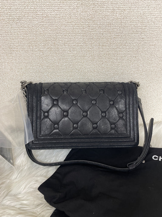 Chanel Black Shoulder Bags A-16965