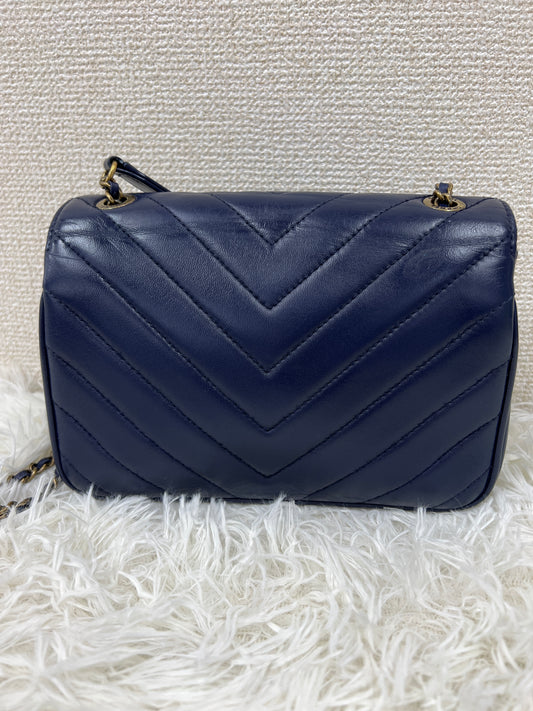 Chanel Navy Shoulder Bags A-16975