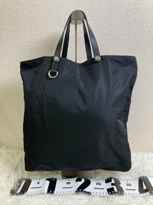 Prada Black Tote Bags A-17009