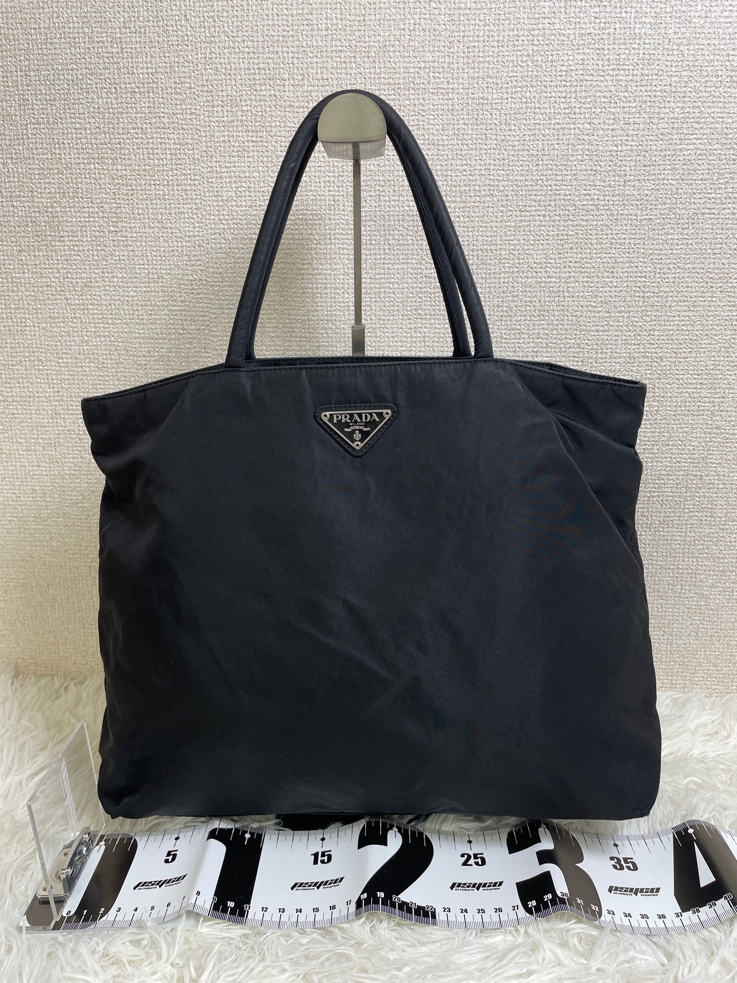 Prada Black Handle Bags A-17021