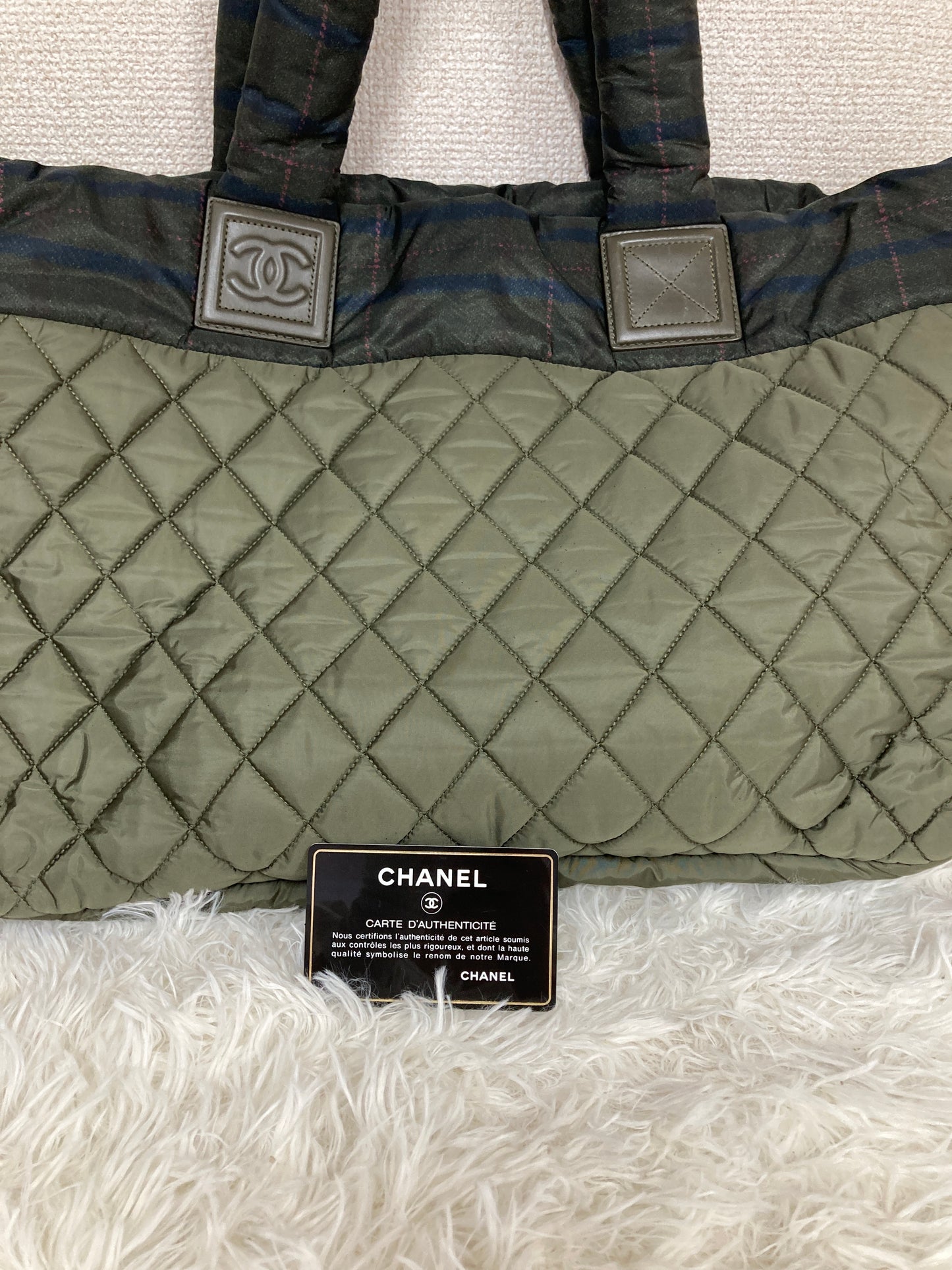 Chanel Green Tote Bags A-17238