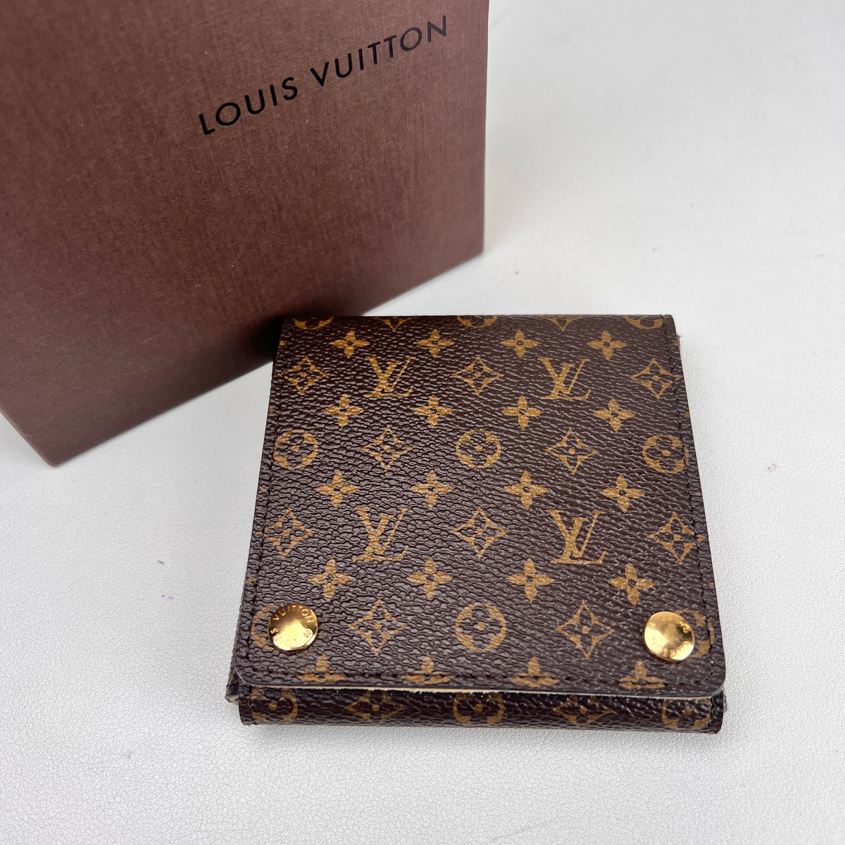 Louis Vuitton Brown Pouches A-17263