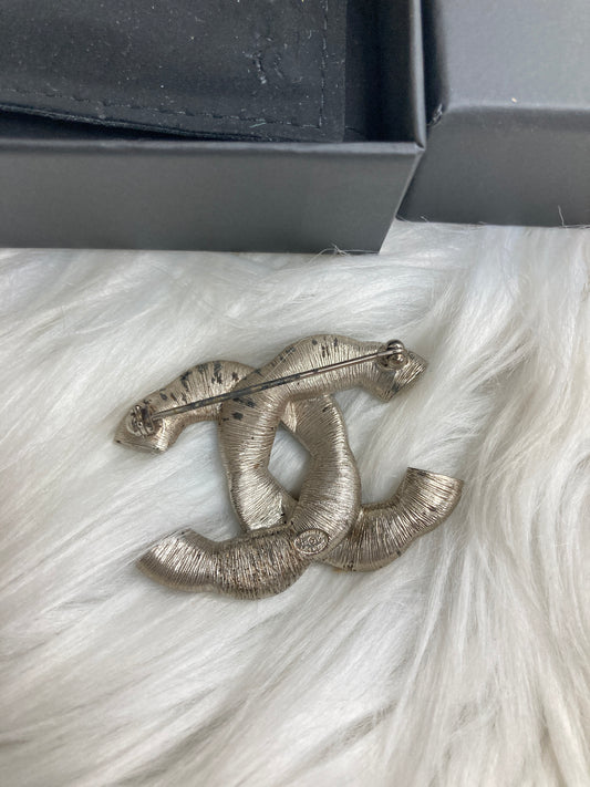 Chanel Silver Brooches A-17319