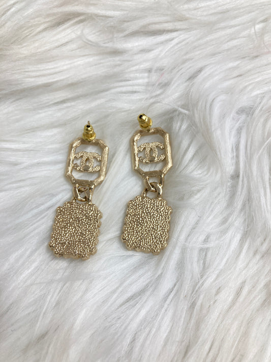 Chanel Gold Earrings A-17323