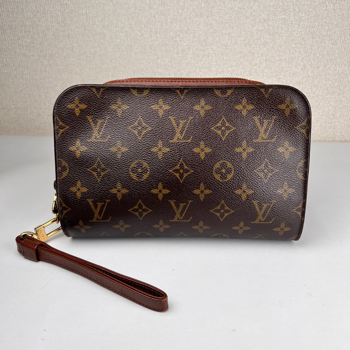 Louis Vuitton Brown Pouches A-17331