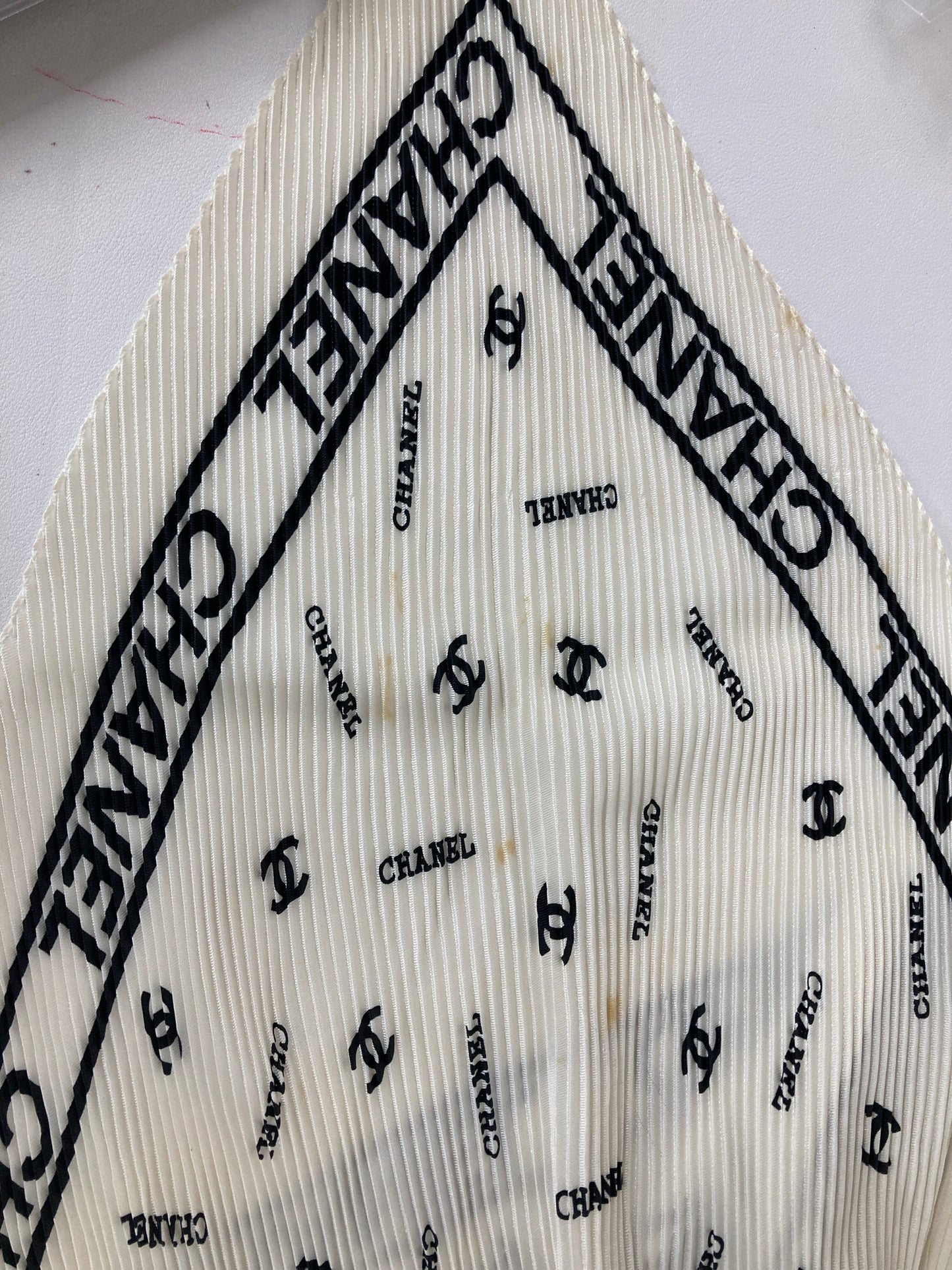 Chanel White Scarves A-17374