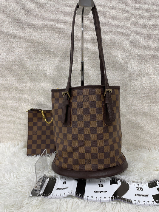 Louis Vuitton Brown Tote Bags A-17428