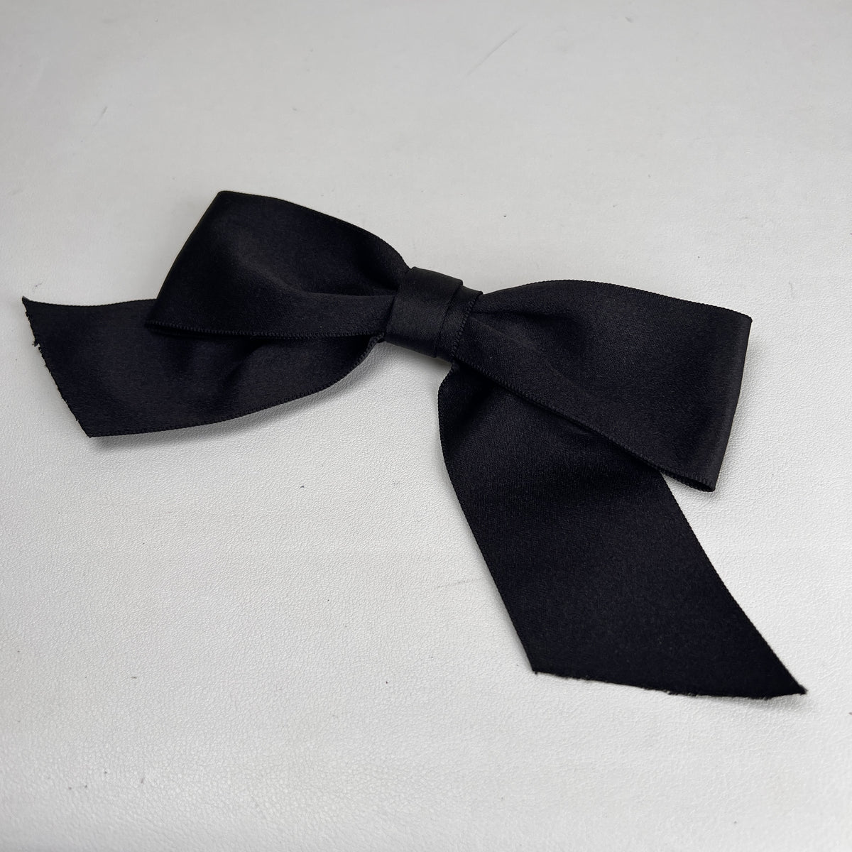 Chanel Black Brooches A-17465