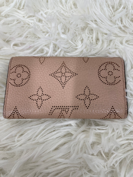 Louis Vuitton Pink Small goods A-17538