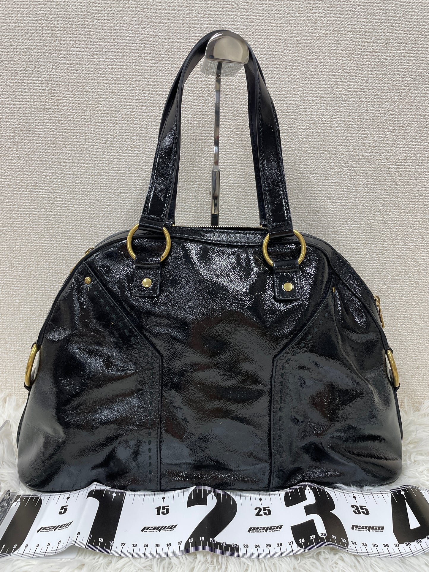 Saint Laurent Black Handle Bags A-17570