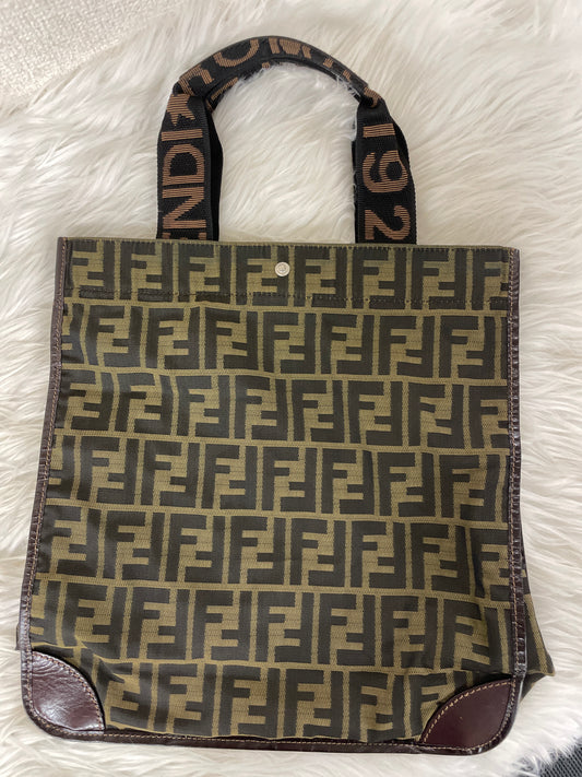 Fendi Beige Tote Bags A-17612