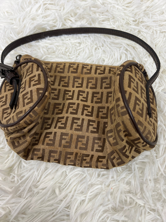Fendi Beige Handle Bags A-17638