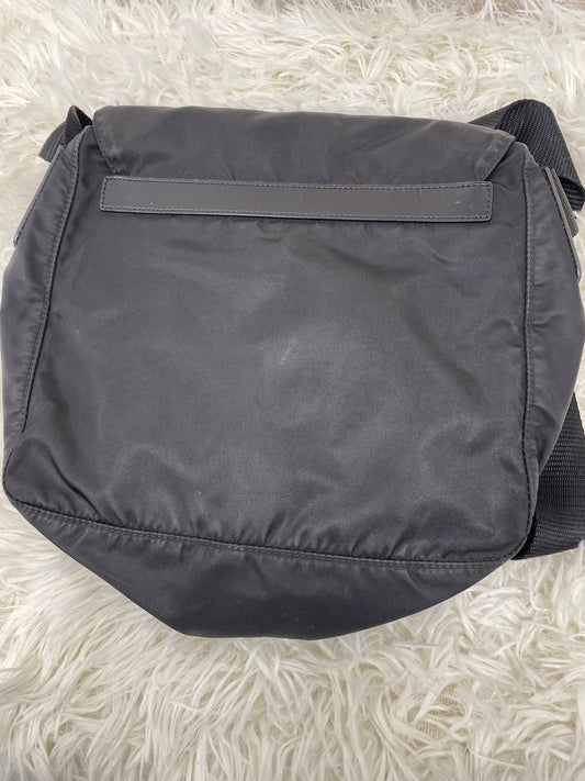 Prada Black Shoulder Bags A-17652