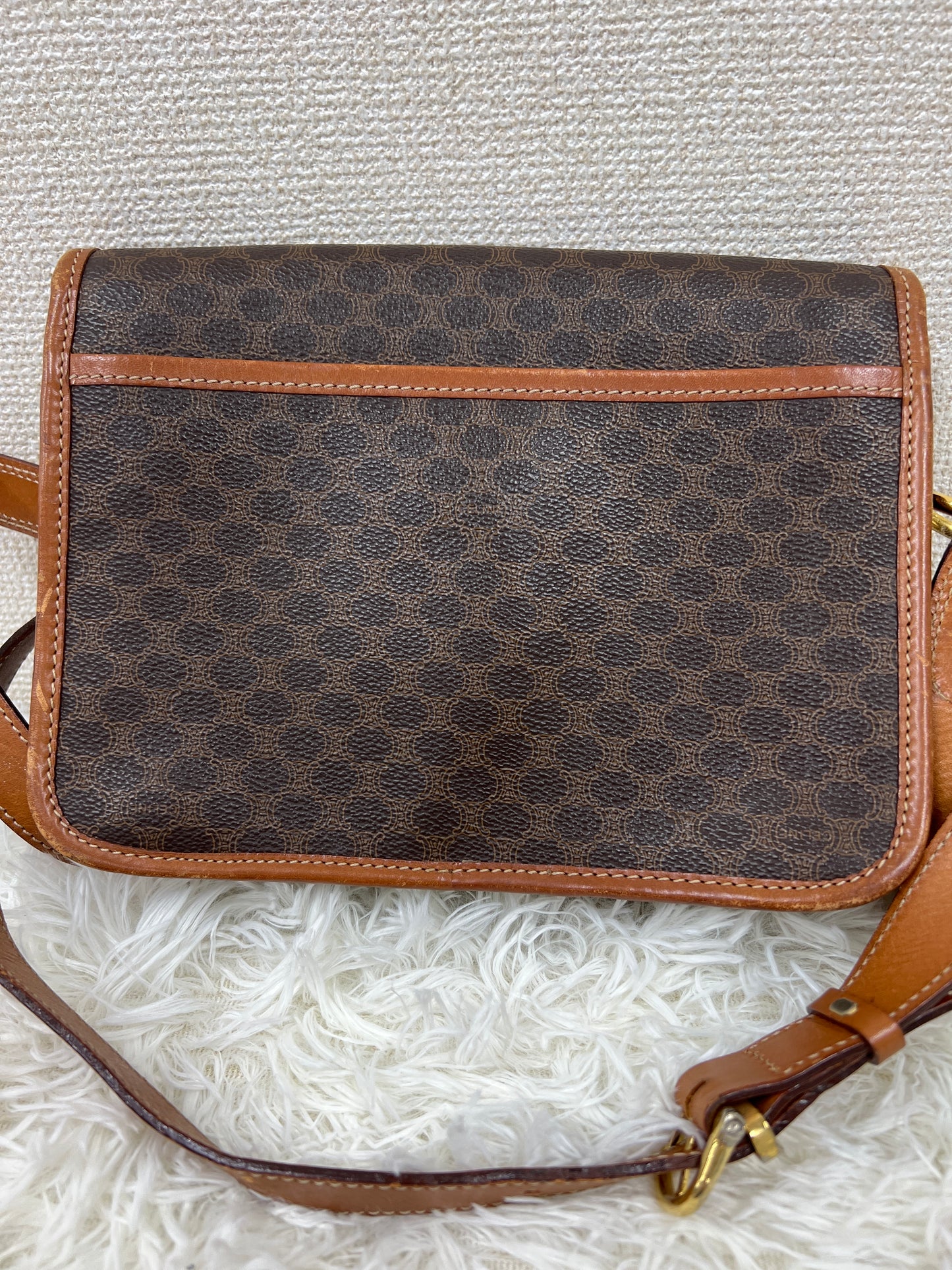 Celine Brown Shoulder Bags A-17656
