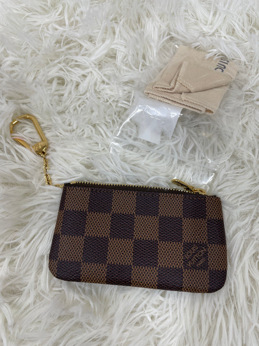 Louis Vuitton Brown Pouches A-17674