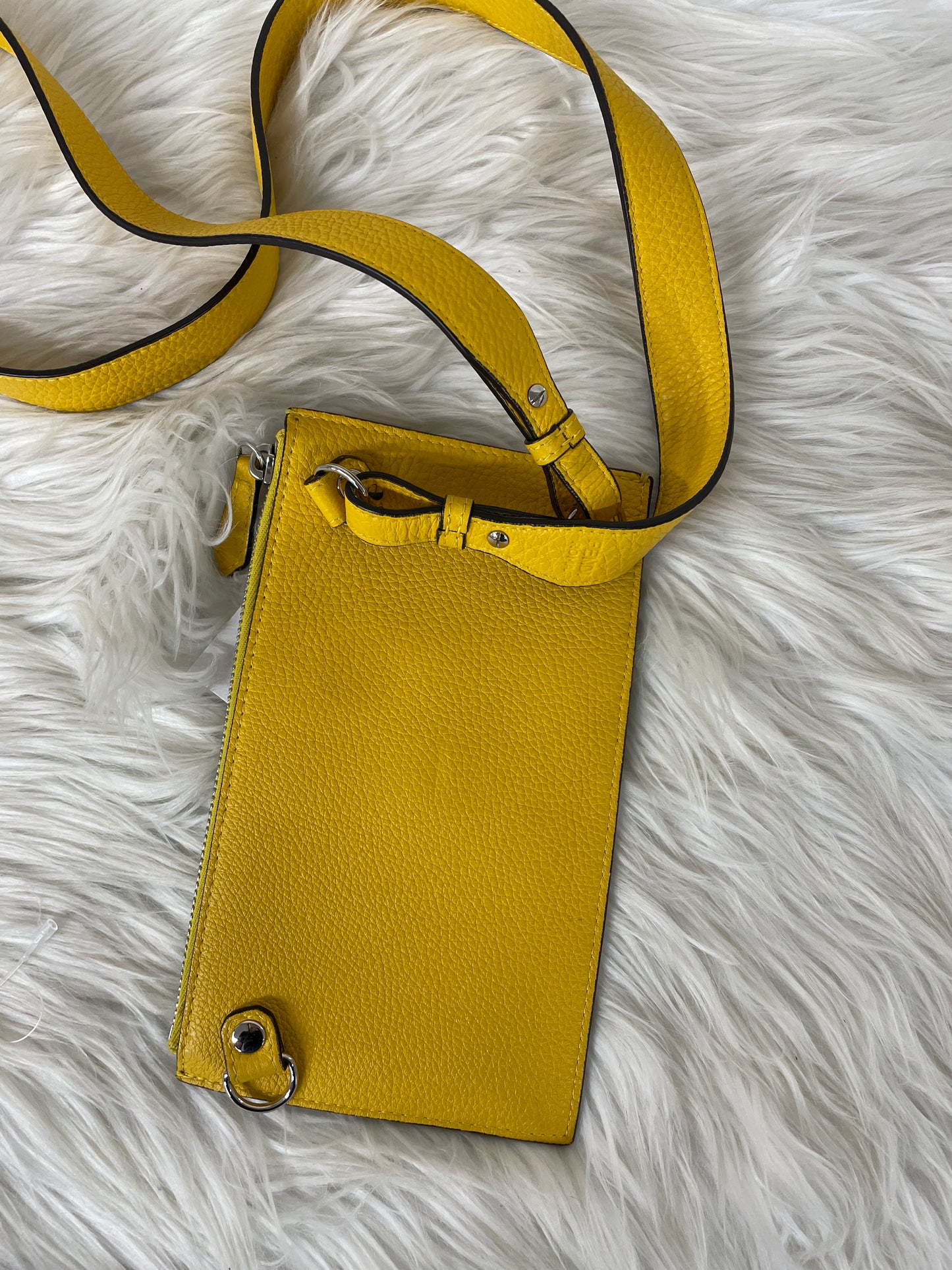 Fendi Yellow Shoulder Bags A-17730