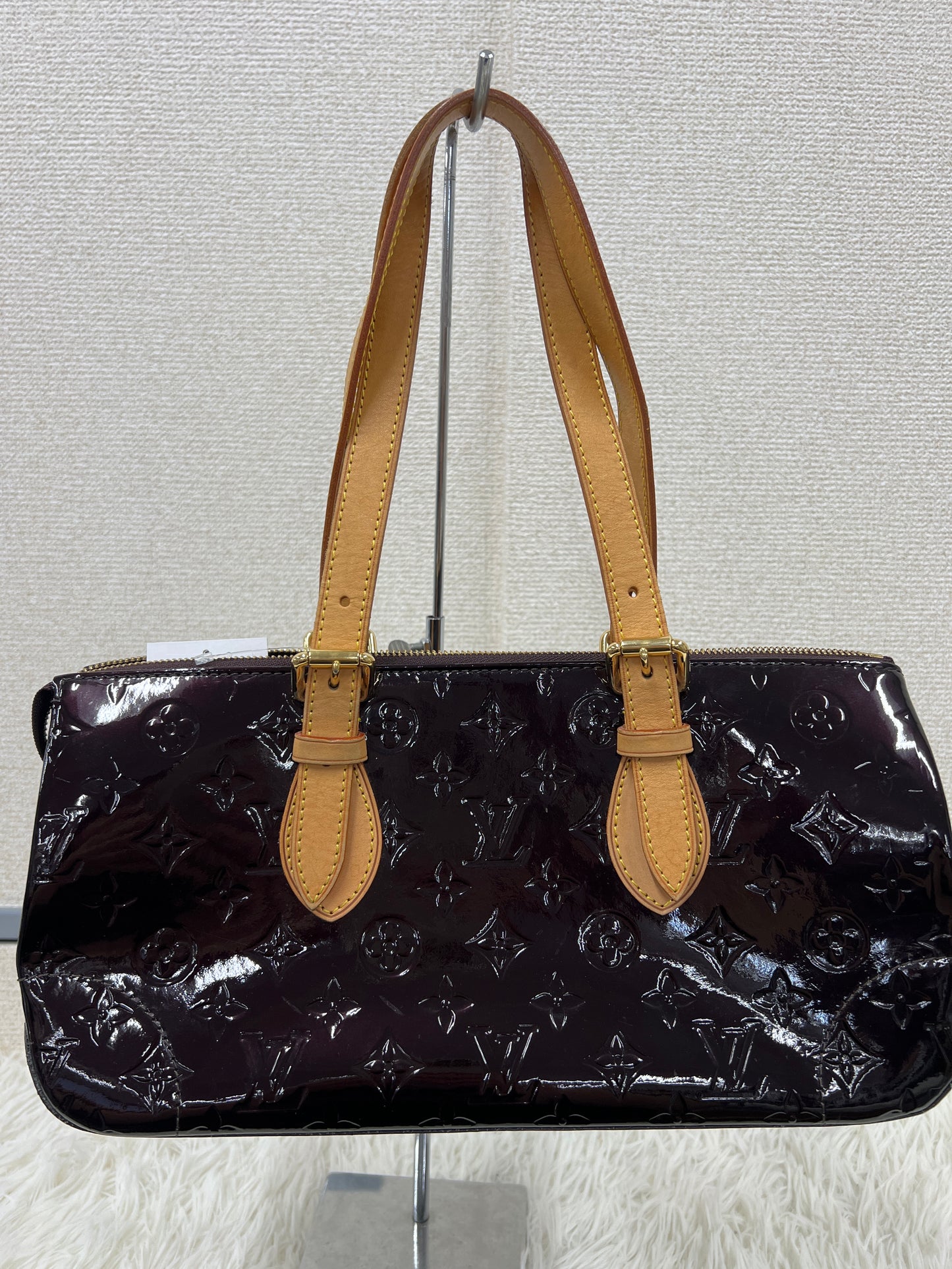 Louis Vuitton Black Handle Bags A-17777