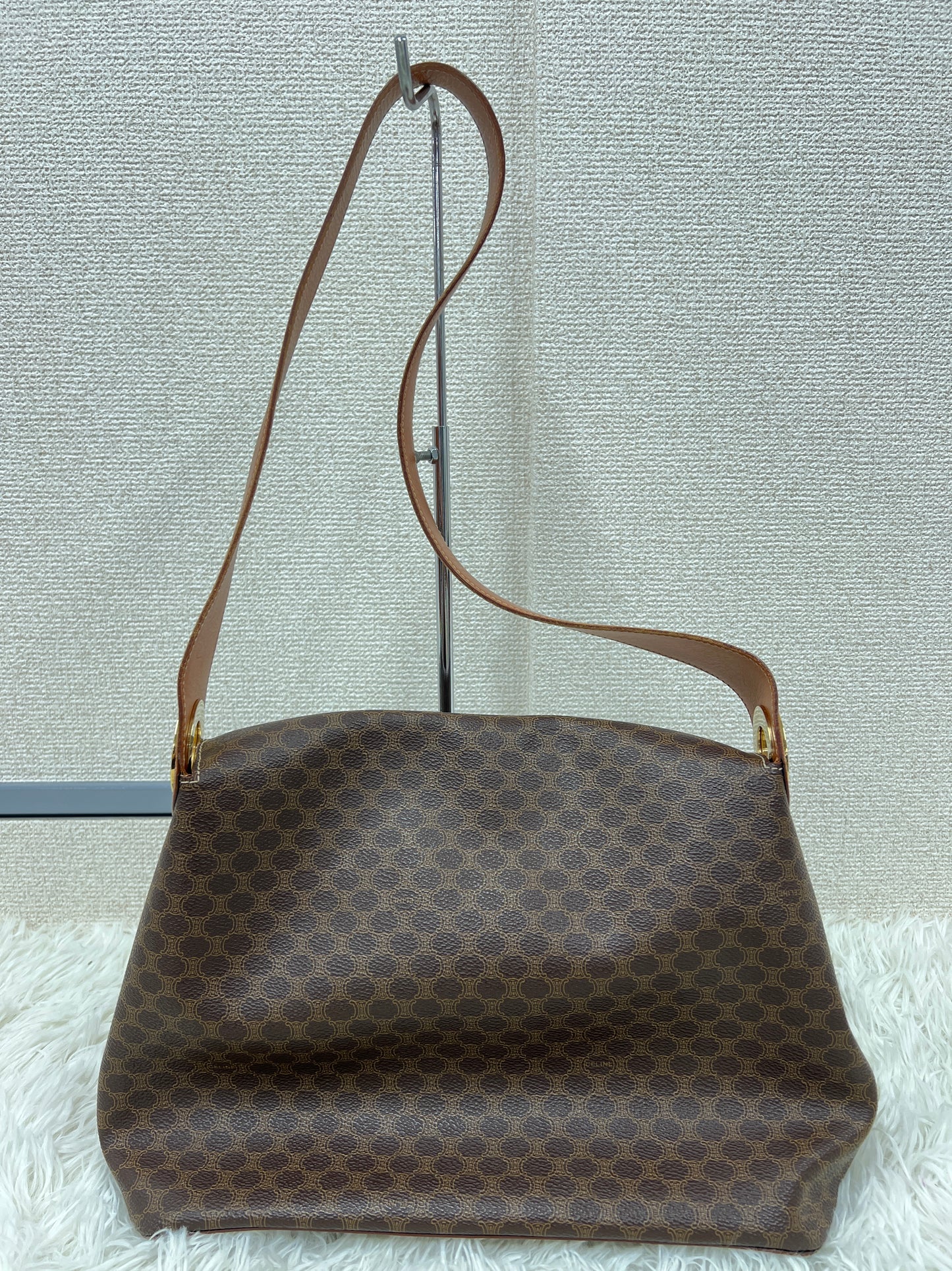 Celine Brown Shoulder Bags A-17779