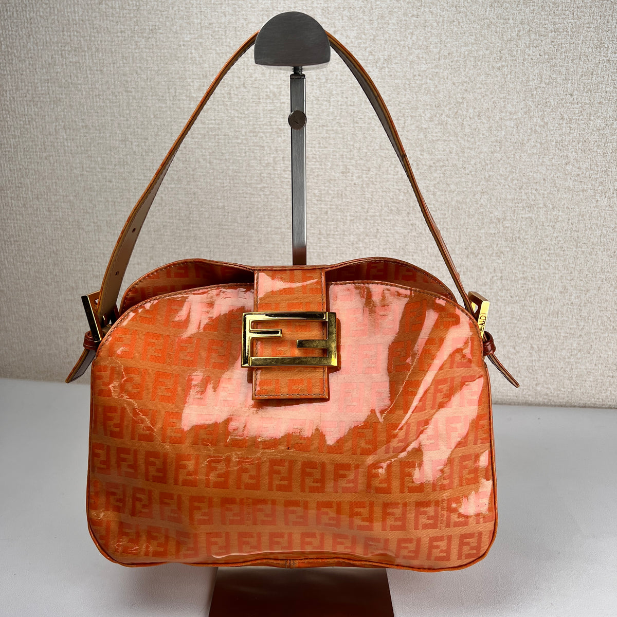 Fendi Orange Shoulder Bags A-17785