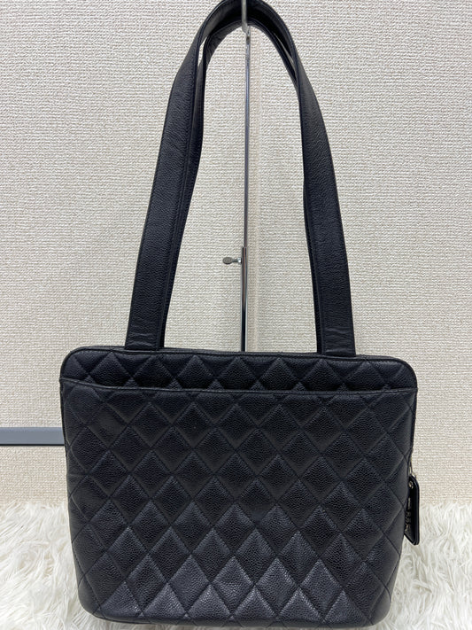 Chanel Black Tote Bags A-17816