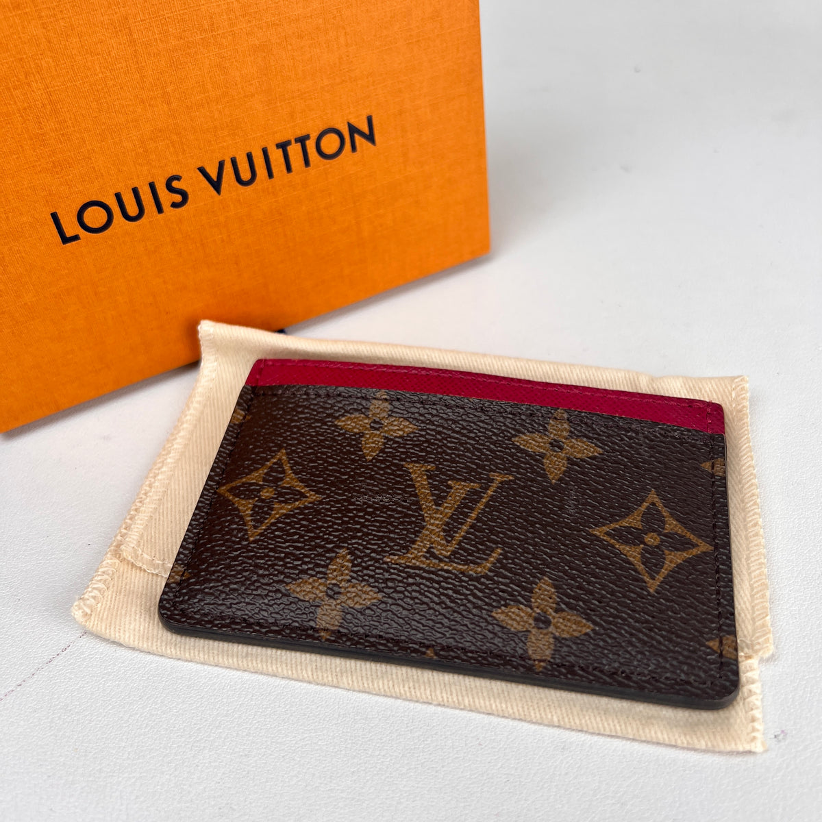 Louis Vuitton Brown Small goods A-17884