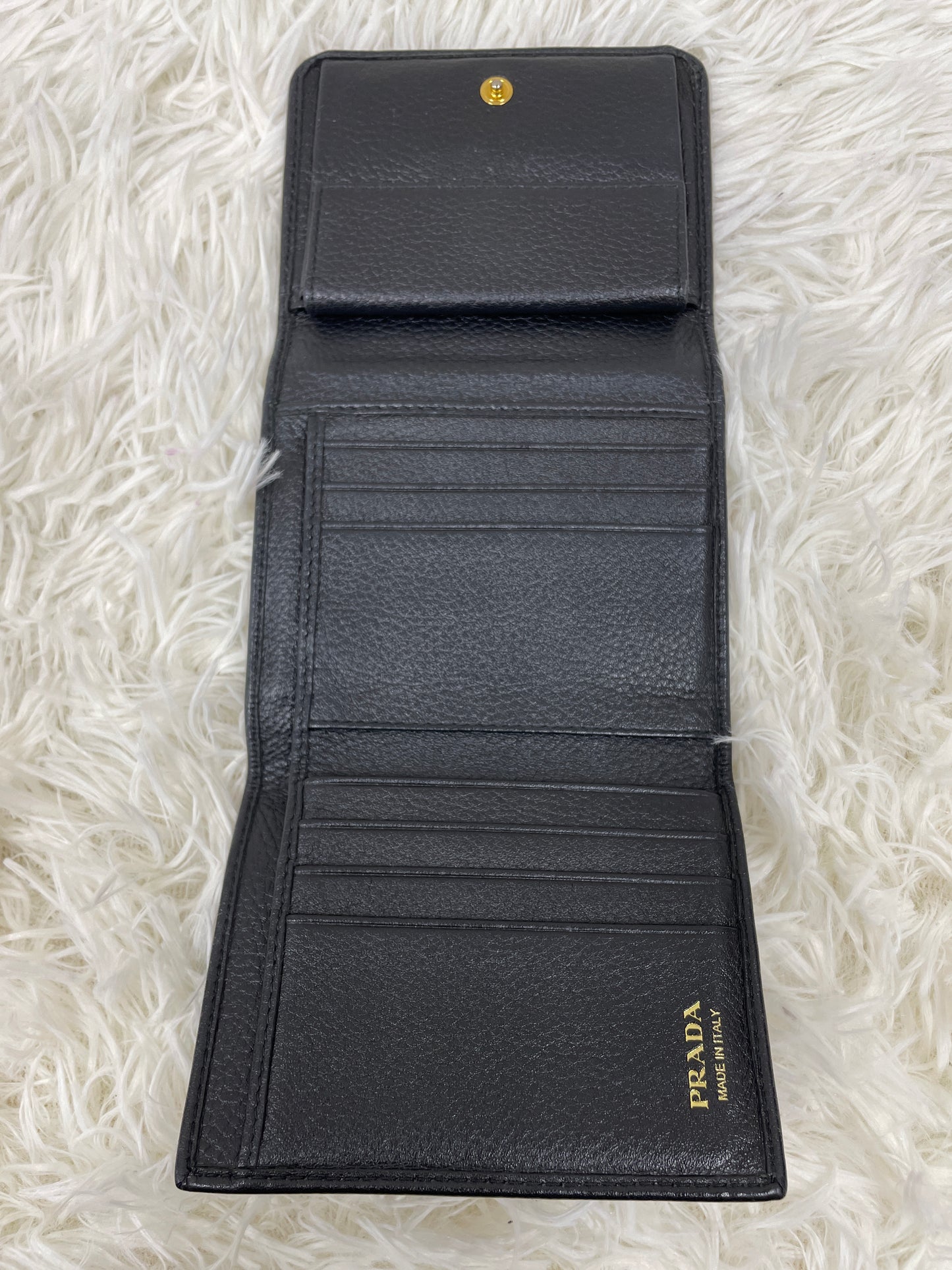 Prada Black Wallets A-17902