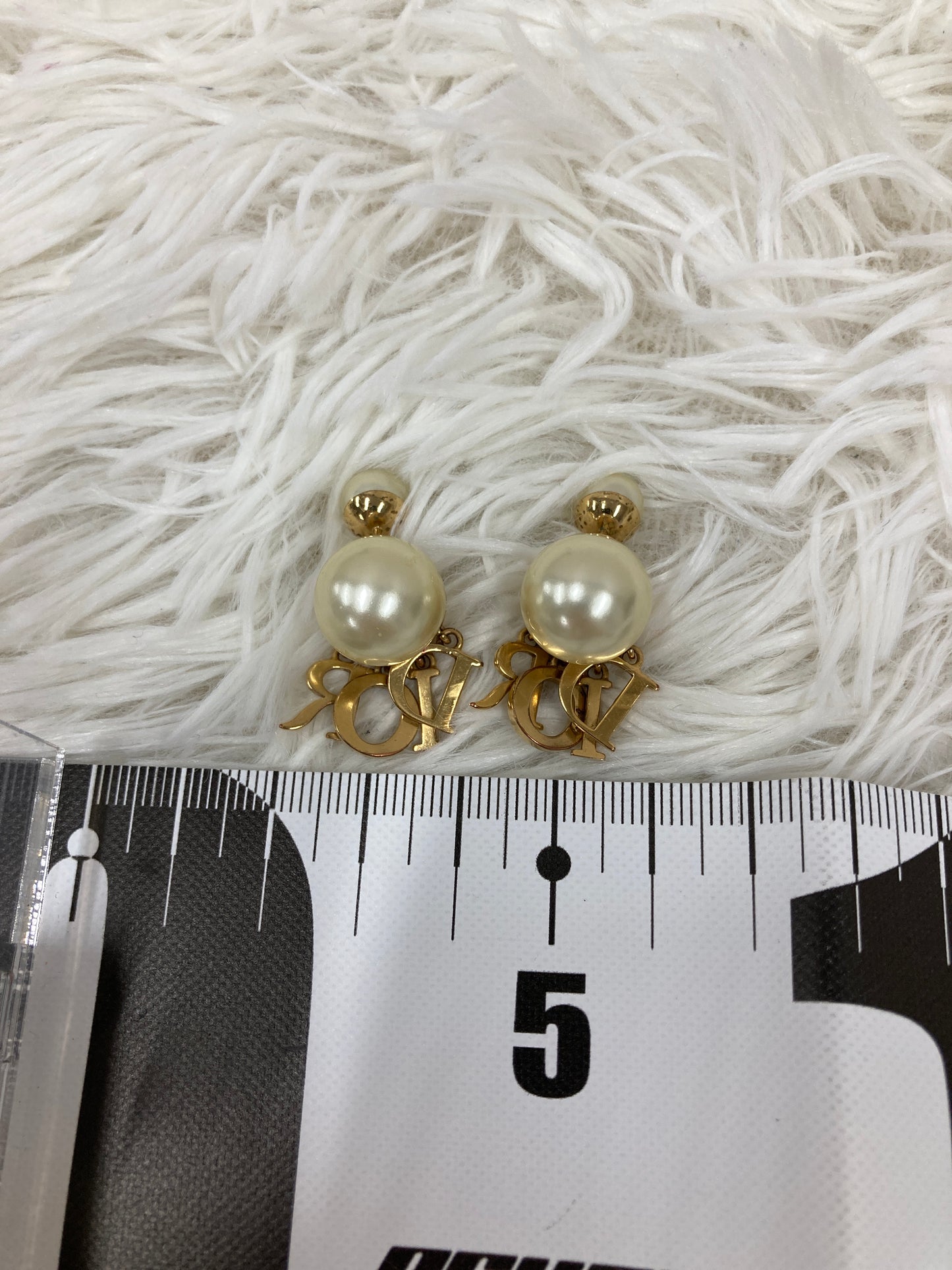Dior Gold Earrings A-17911