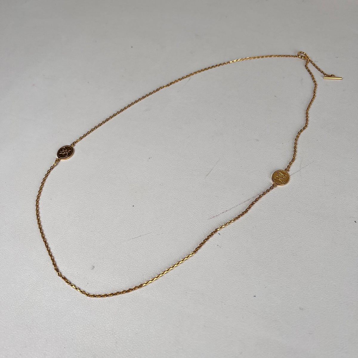 Fendi Gold Necklaces A-17924