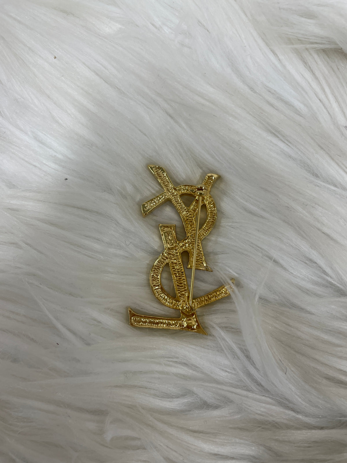 Saint Laurent Gold Brooches A-17999