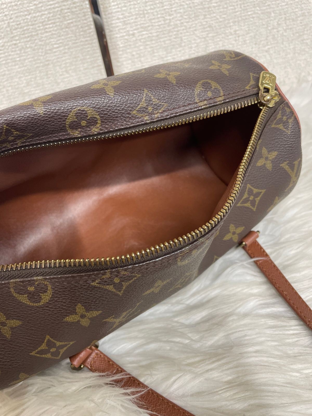Louis Vuitton Brown Handle Bags A-18100