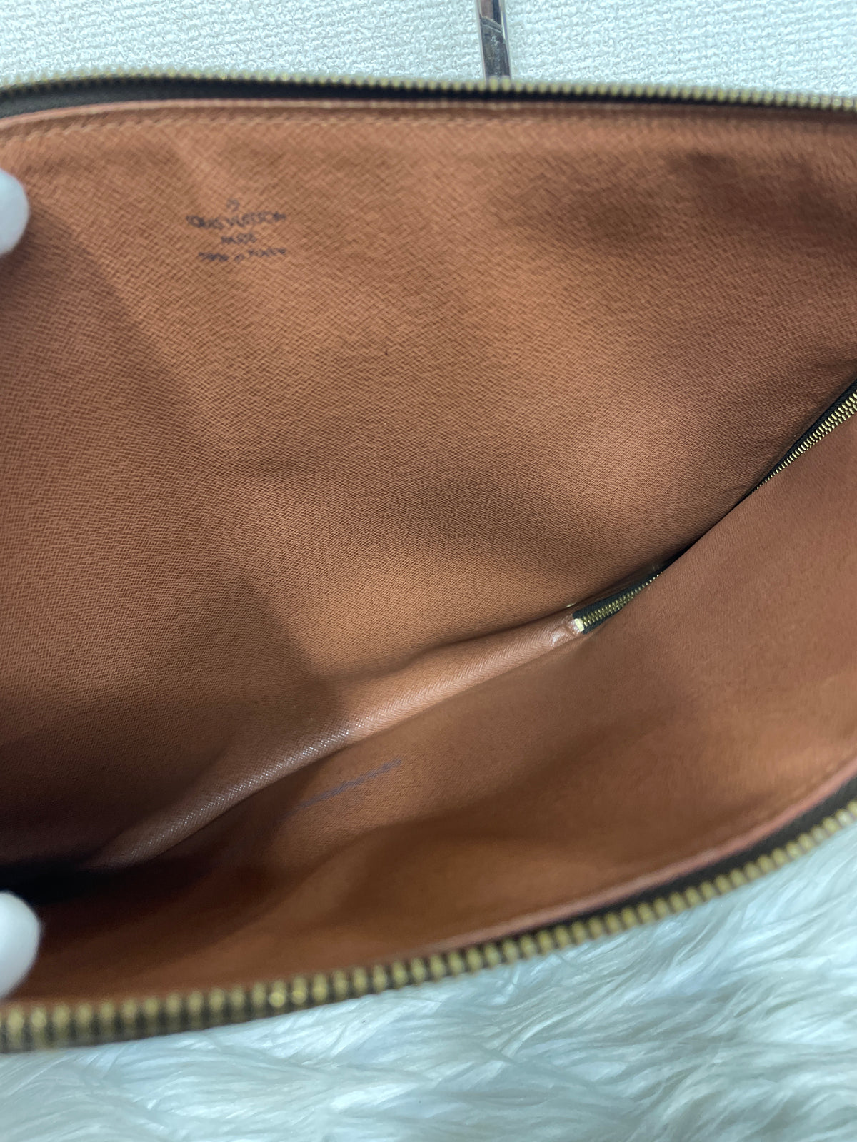 Louis Vuitton Brown A-18116