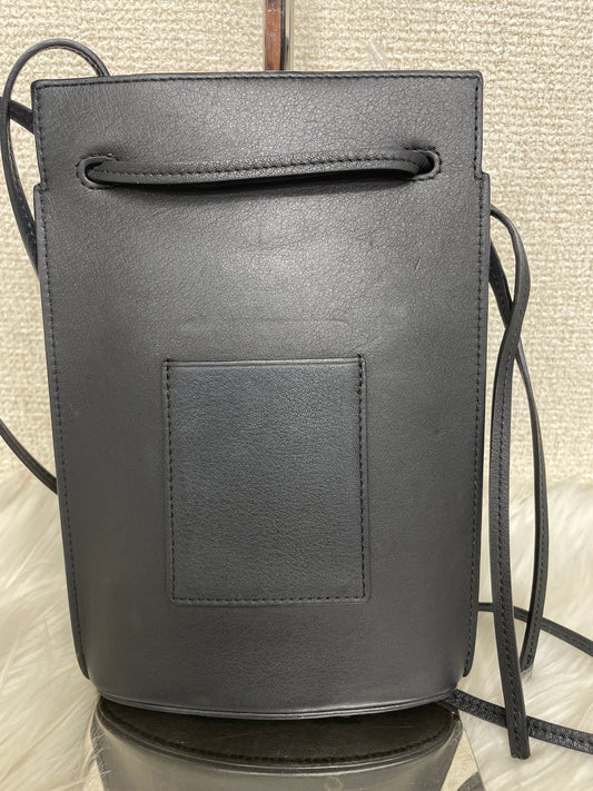 Loewe Black Shoulder Bags A-18146
