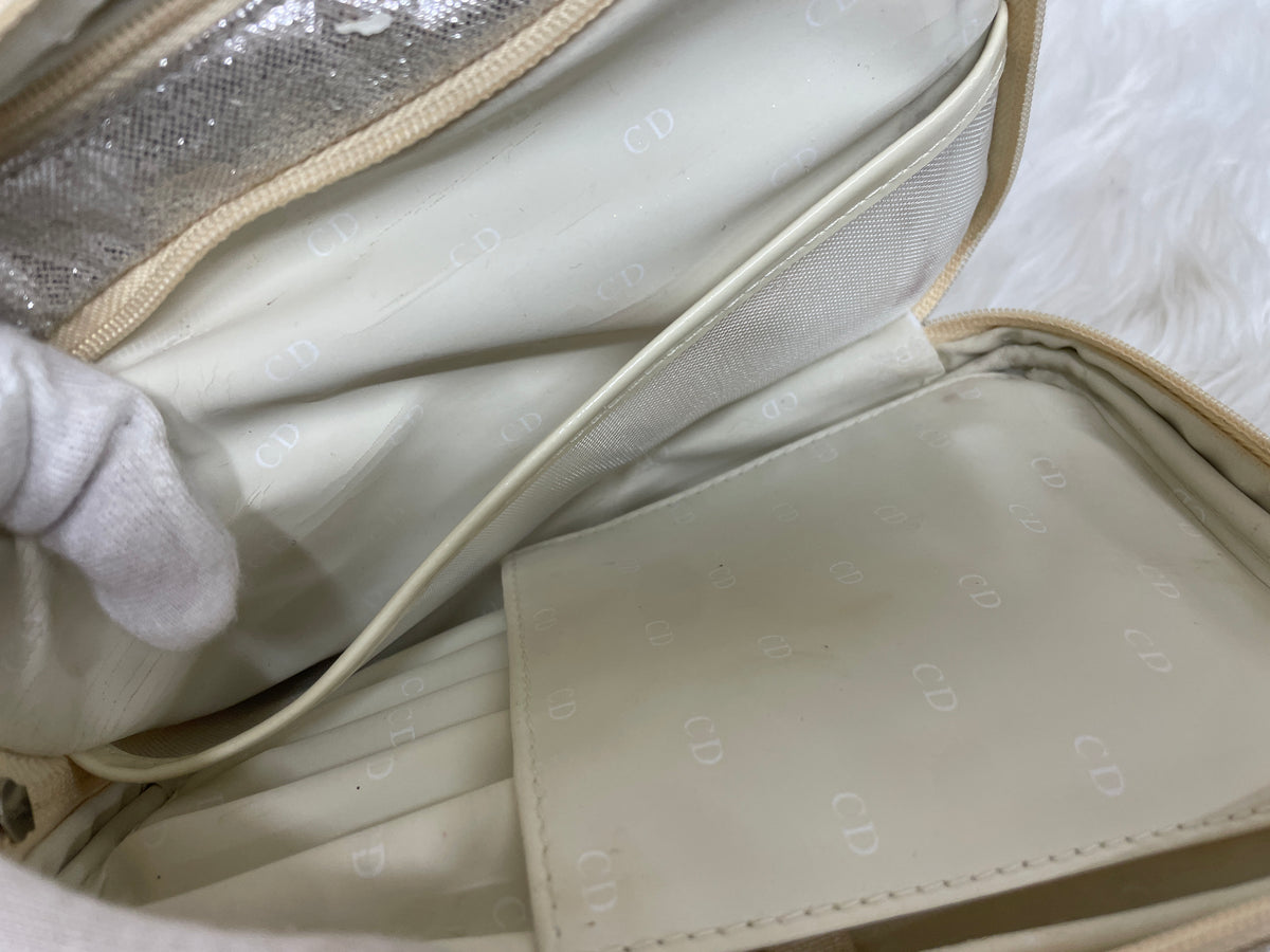 Dior Gold Pouches A-18158